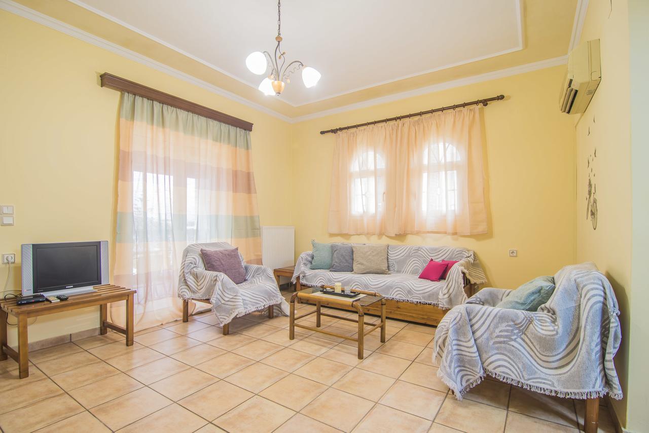 Tonia Apartments Zakynthos stad Exteriör bild